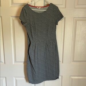Boden Gray Sheath Mini Dress Crew Neck Short Sleeve WITH POCKETS!